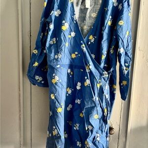 Old Navy Blue Floral Wrap Dress